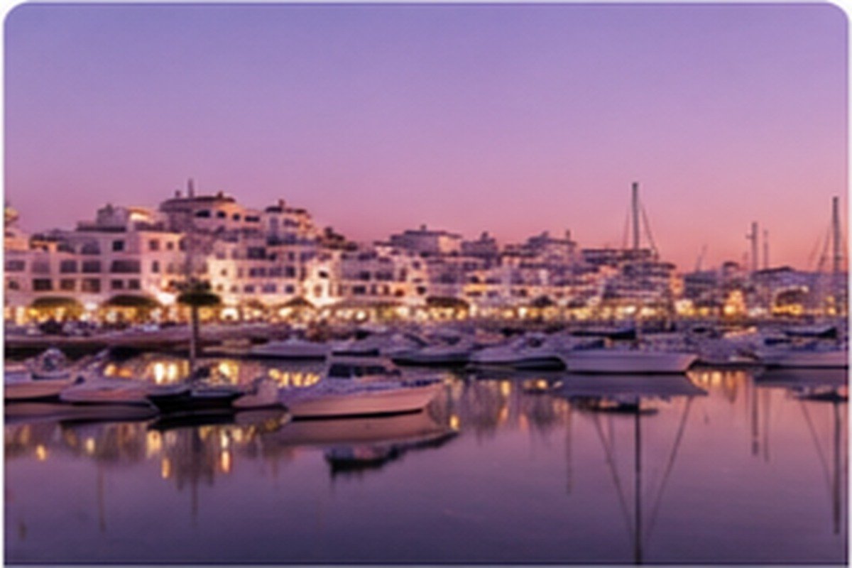 A Perfect Evening in La Duquesa Marina